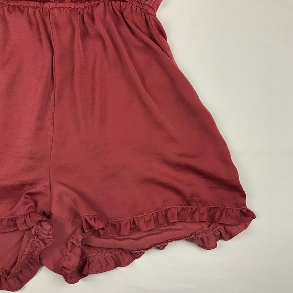 Chloe K Red Long Sleeve Romper - Picture 5 of 7